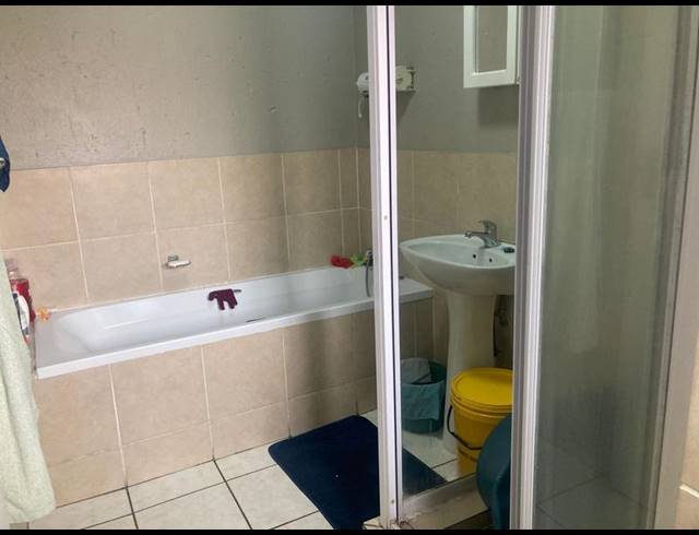 2 BEDROOM APARTMENT FOR SALE IN COMET